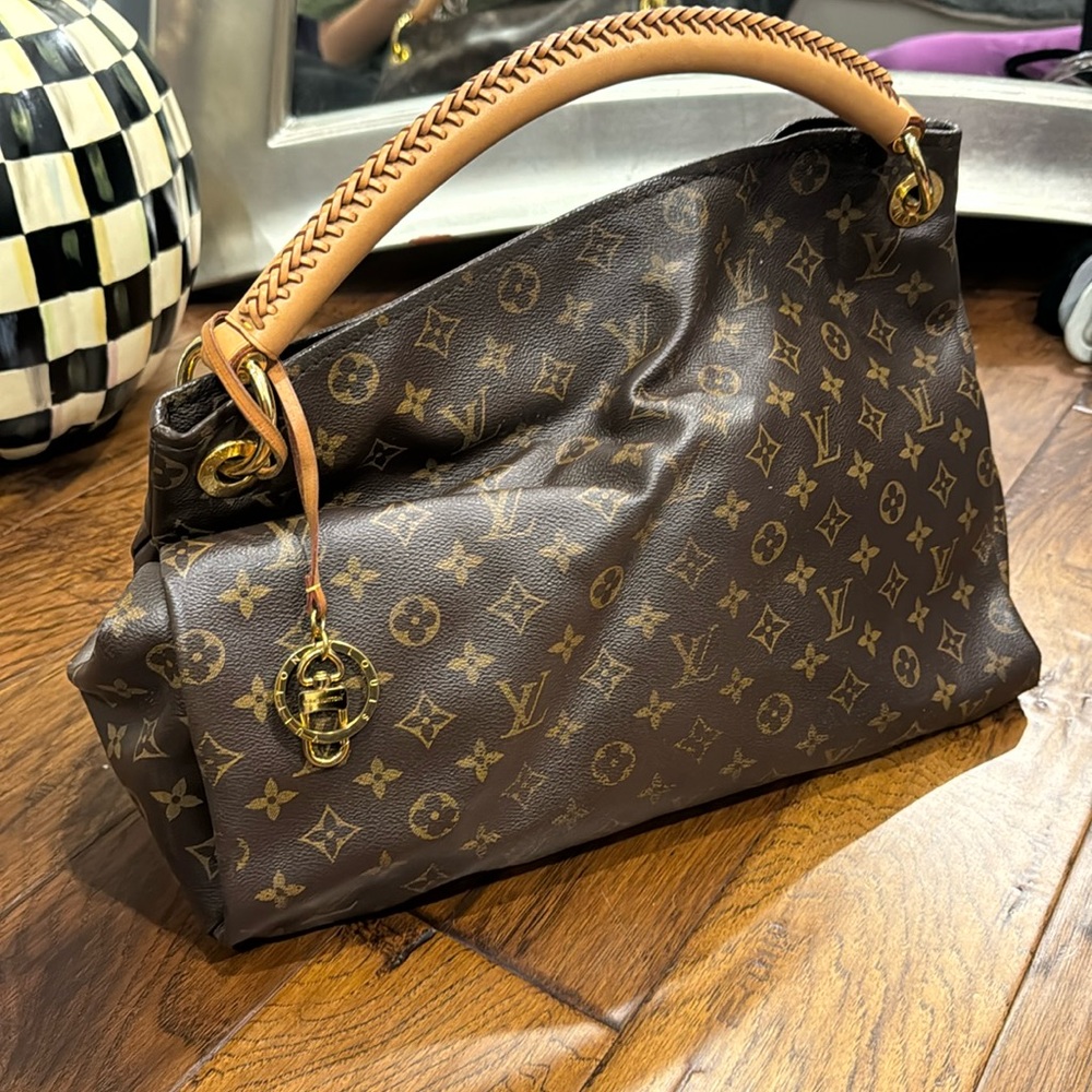 Louis Vuitton Bag